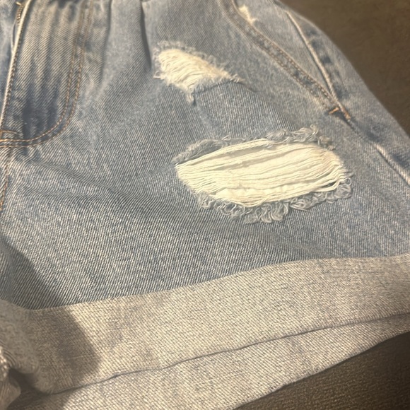 PAPER BAG SHORTS JEANS SIZE M - Picture 2 of 3